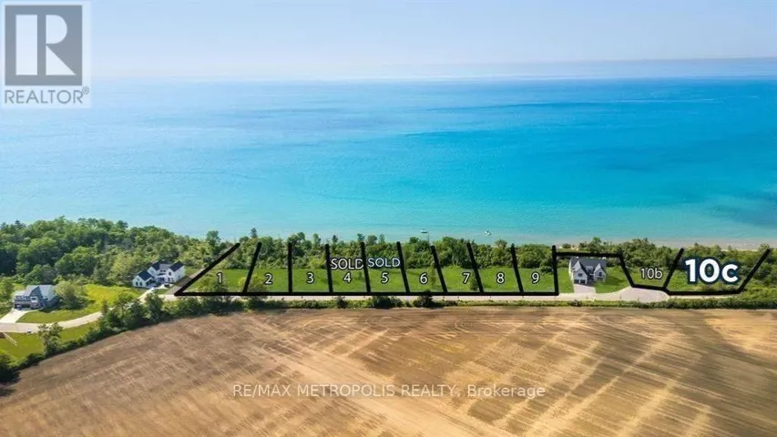 7093 BLUE COAST HEIGHTS, Plympton-Wyoming (Plympton Wyoming), Ontario N0N1E0