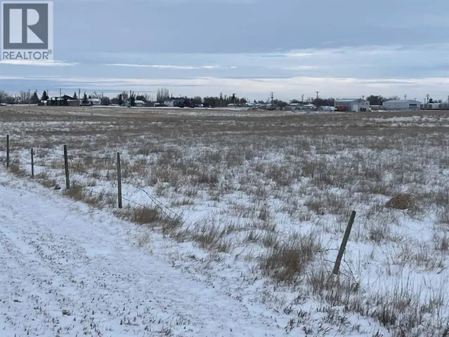 Corner of Hiway 1 & 884 N/A, Suffield, Alberta T0J2N0