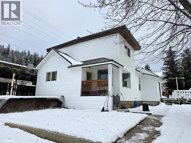 1704 Second Avenue, Rossland, British Columbia V0G1Y0