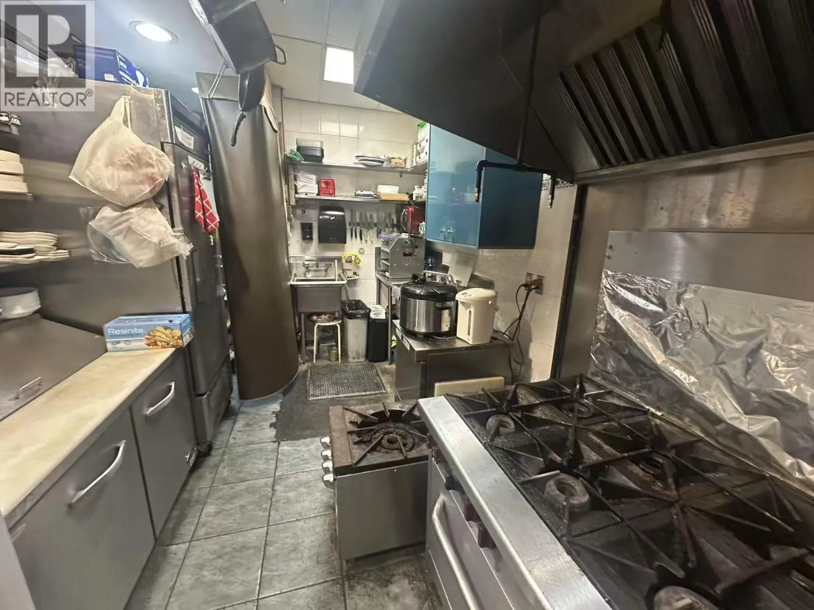 Commercial Sale For Sale