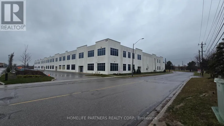 1 - 125 ENGELHARD DRIVE, Aurora (Aurora Grove), Ontario L4G3V1
