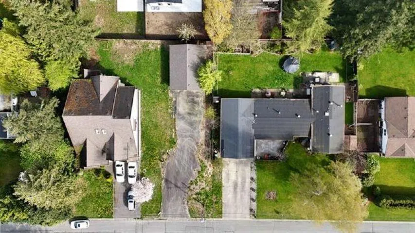 26523 28B AVENUE, Langley, British Columbia V4W3B1