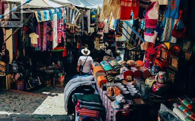 123 any Street NW, Calgary, Alberta T2E7A4