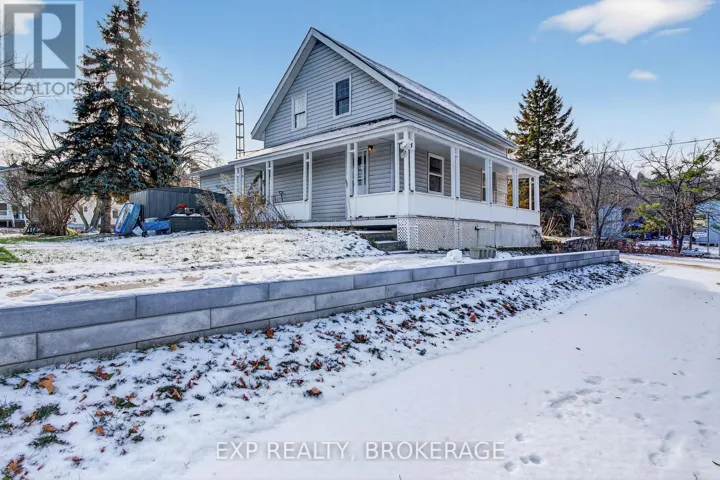 4 WATER STREET, Rideau Lakes, Ontario K0G1V0