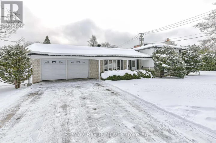 437 HIGHLAND AVENUE, Orillia, Ontario L3V4E8