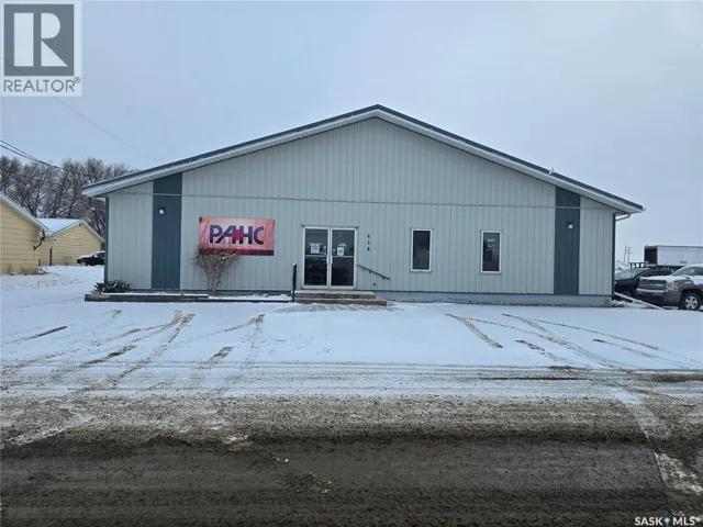 416 7TH AVENUE, Weyburn, Saskatchewan S4H2K7