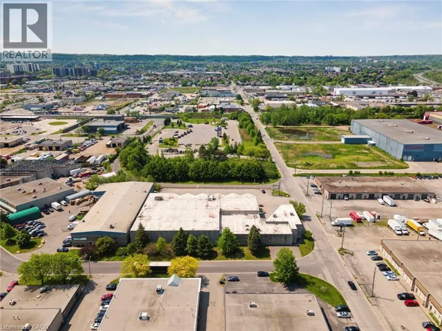 504 KENORA Avenue, Hamilton, Ontario L8E3X8