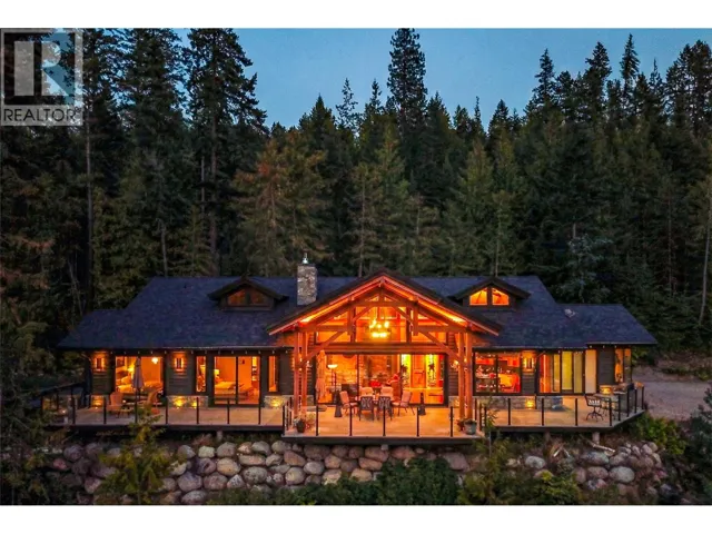 234 WALKERS Lane, Kootenay Bay, British Columbia V0B1X0
