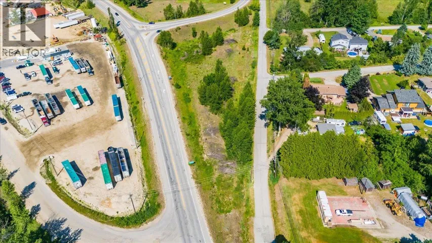 2170 Bayview Road, Castlegar, British Columbia V1N4T7