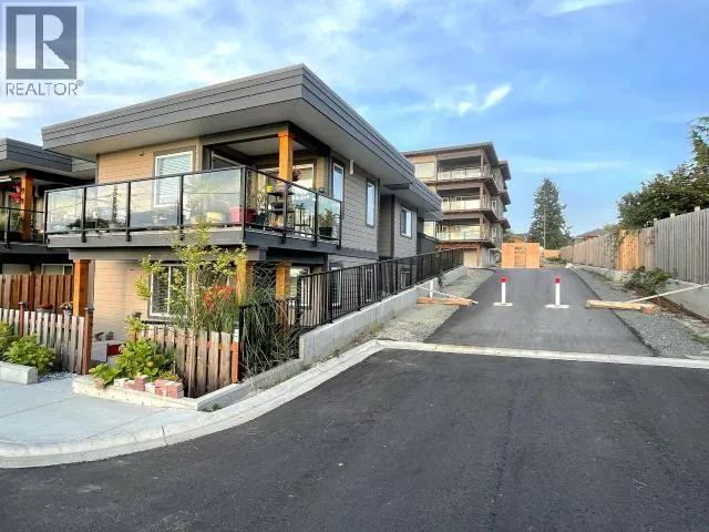 B4-6900 BURNABY STREET, Powell River, British Columbia V8A1Y9