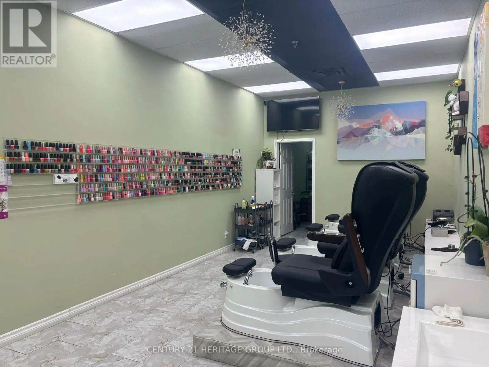 Commercial Sale For Sale