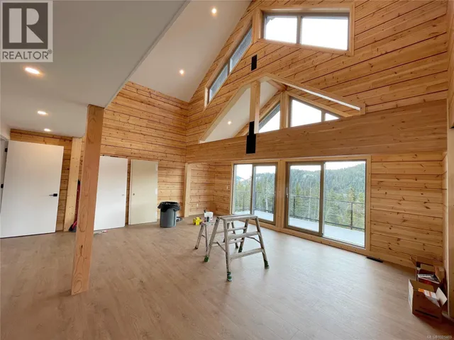 665 Arrowsmith Ridge, Courtenay, British Columbia V9J1L0
