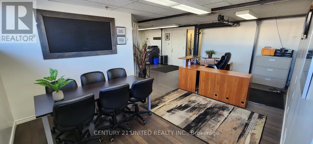 UNIT B - 785 THE KINGSWAY, Peterborough (Otonabee Ward 1), Ontario K9J6W7