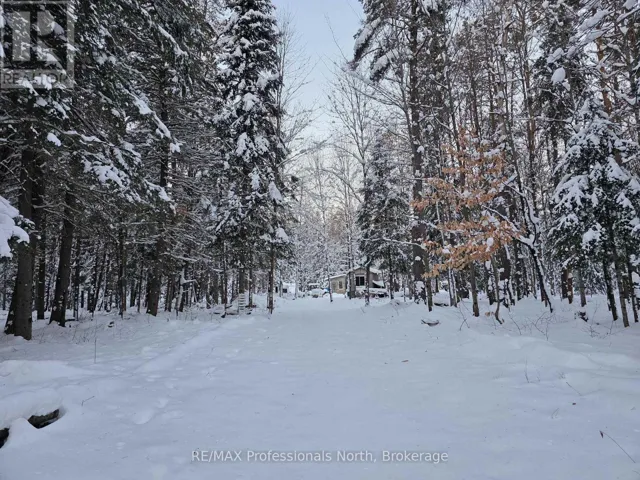 124 CARDWELL LAKE ROAD, Huntsville (Stisted), Ontario P0B1M0