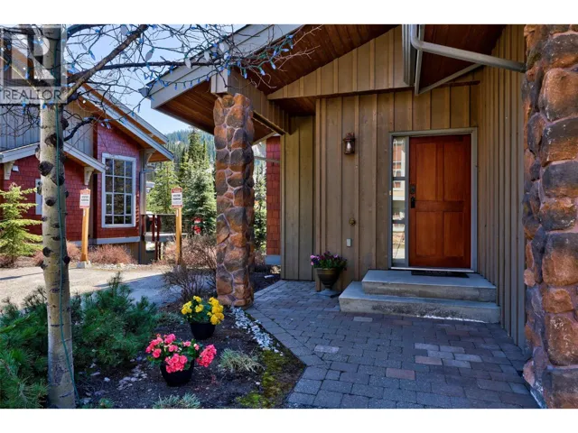 6015 VALLEY Drive Unit# 33, Sun Peaks, British Columbia V0E5N0