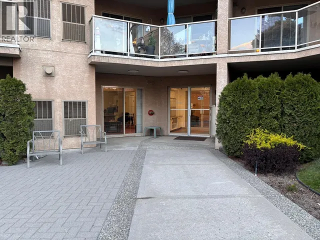 2169 Flamingo Road Unit# 304, Kamloops, British Columbia V2C4J8