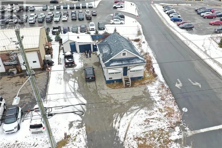775 FALCONBRIDGE RD, Greater Sudbury, Ontario P3A5K8