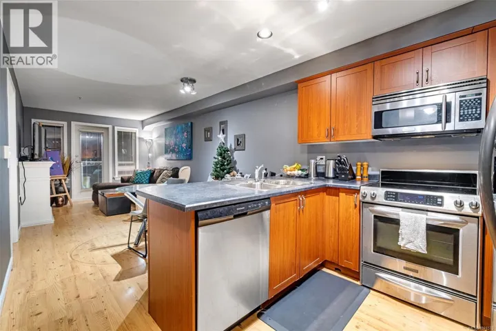 315 663 Goldstream Ave, Langford, British Columbia V9B2W9