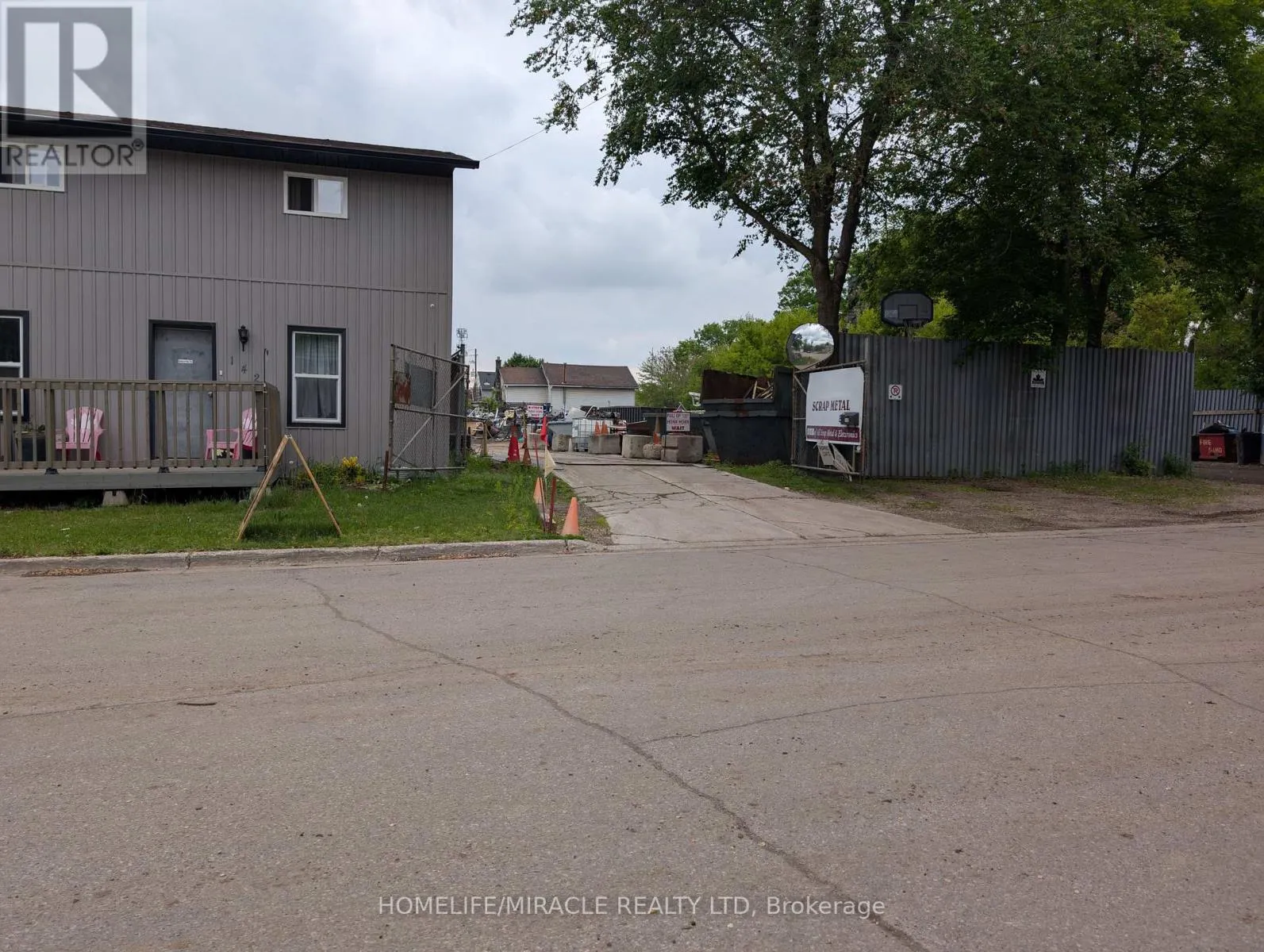 Commercial Sale For Sale