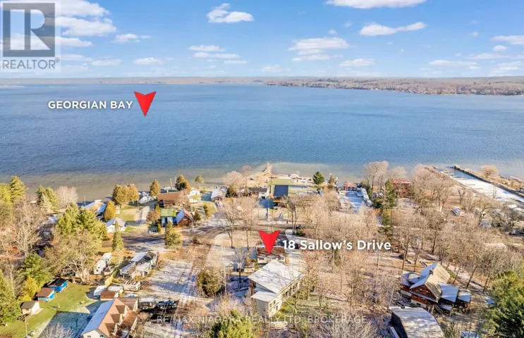 18 SALLOWS DRIVE, Tay, Ontario L0K2A0
