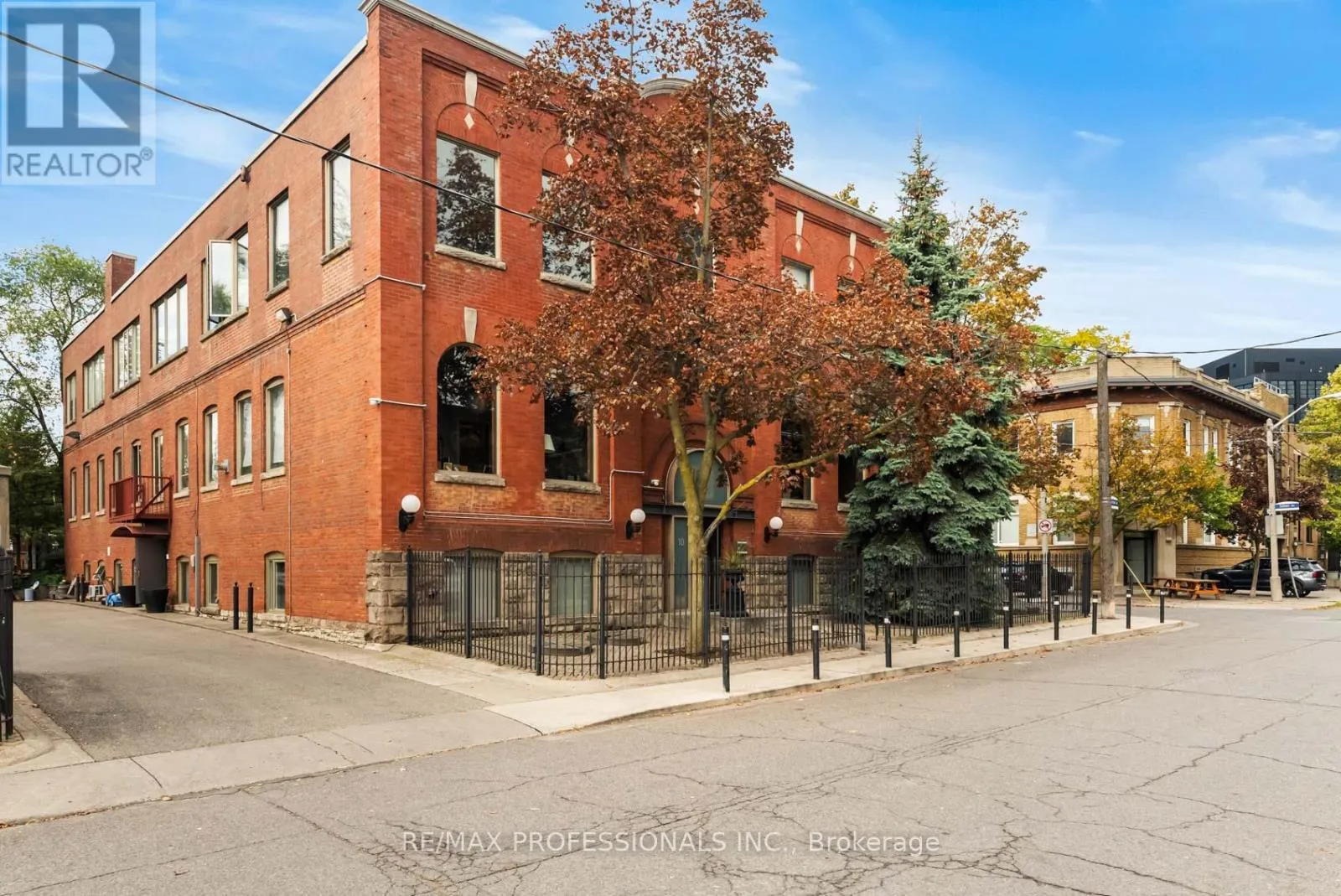 Commercial Sale For Sale