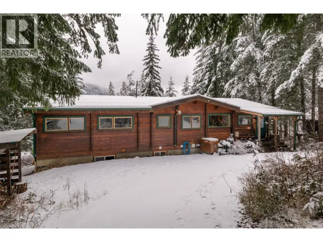 781 Gardom Lake Road, Enderby, British Columbia V0E1V3