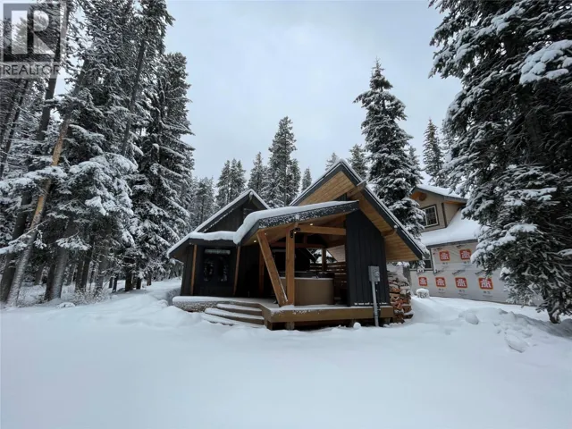 1166 APEX MOUNTAIN Road, Penticton, British Columbia V2A0E2