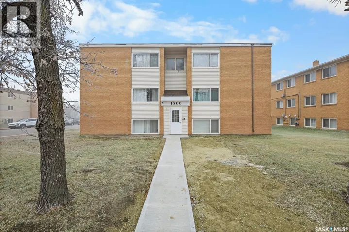 1560 ALEXANDRA STREET, Regina, Saskatchewan S4T4N9