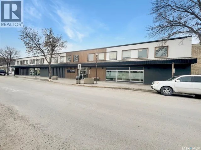 207 244 1st AVENUE NE, Swift Current, Saskatchewan S9H2B4
