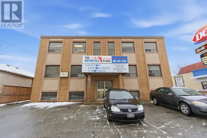 102 - 838 FENNELL AVENUE E, Hamilton (Macassa), Ontario L8V1V6