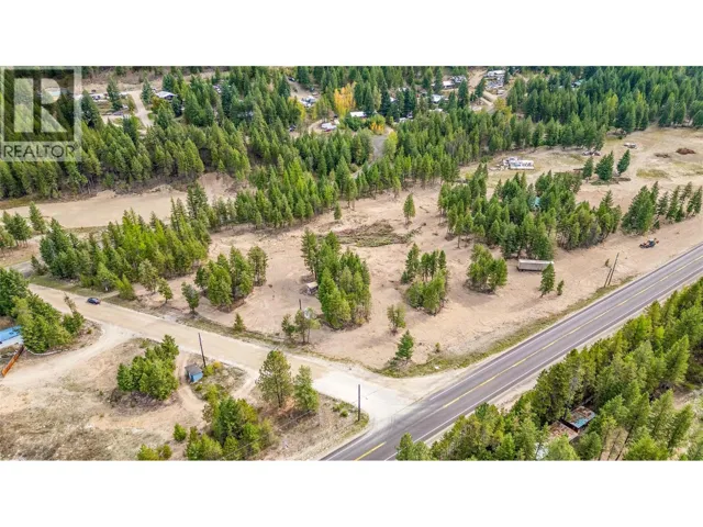 10 Boulder Road, Beaverdell, British Columbia V0H1A0