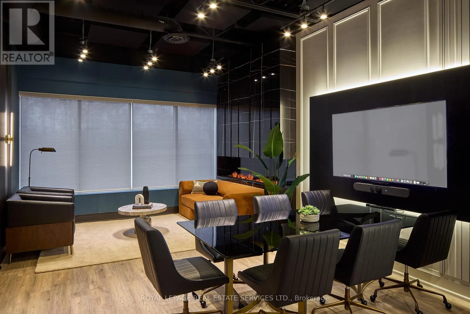 Commercial Sale For Sale