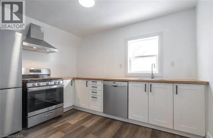 198 SHERMAN Avenue N Unit# 2, Hamilton, Ontario L8L6M9