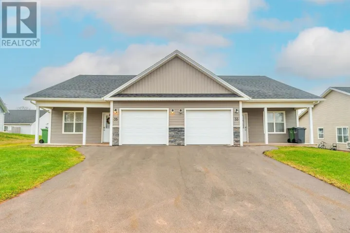 33 & 35 AIDAN Street, Charlottetown, Prince Edward Island C1E3P9