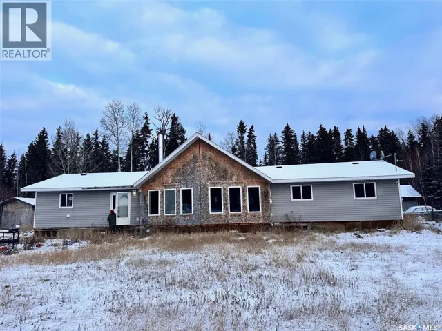 404 Blackpoint BAY, Black Point, Saskatchewan S0M1G0
