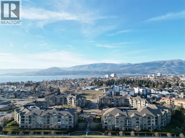 3735 Casorso Road Unit# 305, Kelowna, British Columbia V1W5G1