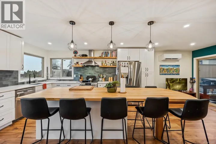 4589 Kilmarnock Dr, Courtenay, British Columbia V9N9S6