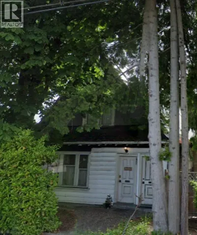 4756 FRASER STREET, Vancouver, British Columbia V5V4H3