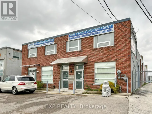 31 MILFORD AVENUE, Toronto (Brookhaven-Amesbury), Ontario M6M2W1