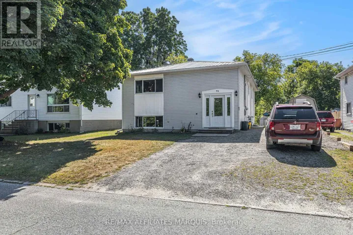 71 STEPHEN STREET, Smiths Falls, Ontario K7A1K7