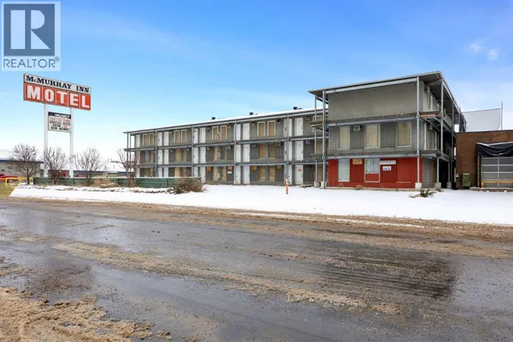 9906 Saunderson Avenue, Fort McMurray, Alberta T9H1R9