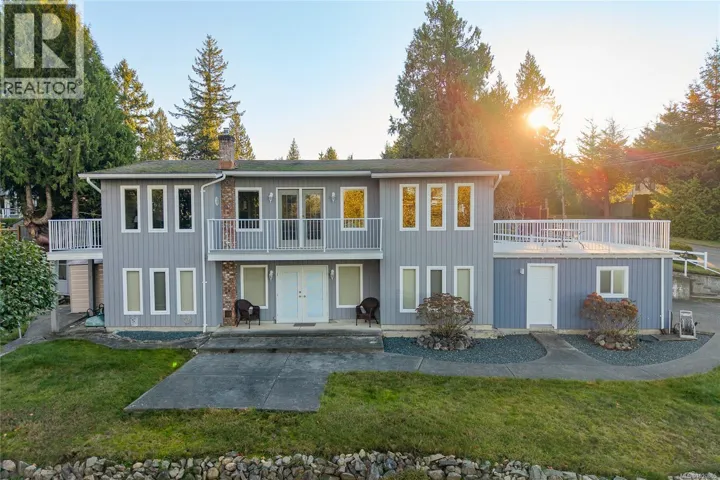 350 Garrett Rd, Qualicum Beach, British Columbia V9K1H4