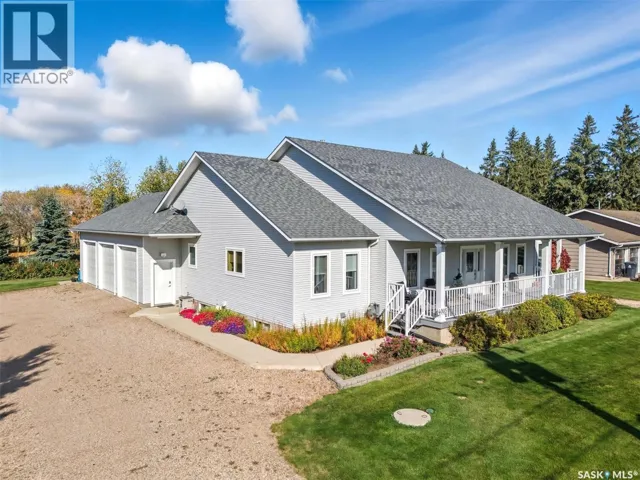 4005 3rd AVENUE W, Waldheim, Saskatchewan S0K4R0