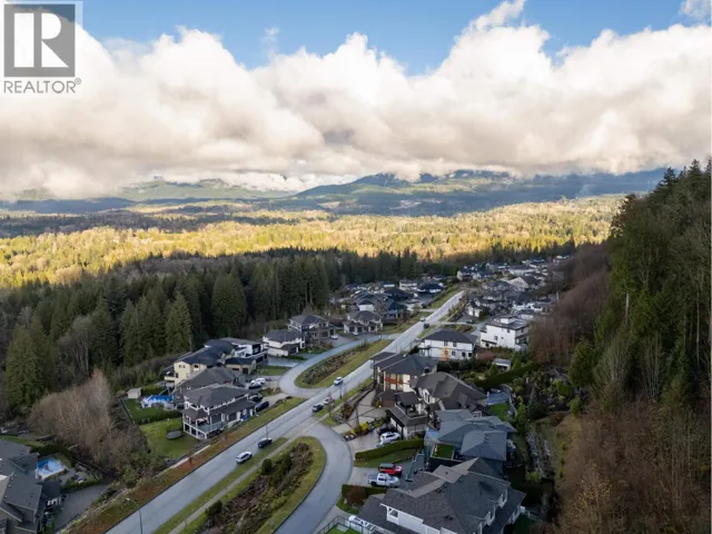 11000 CARMICHAEL STREET, Maple Ridge, British Columbia V2W0H3