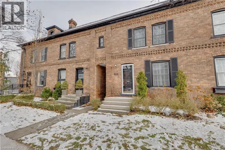 808 MONMOUTH Road, Windsor, Ontario N8Y3L4