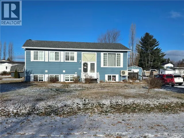 210 Francine, Beresford, New Brunswick E8K1N8