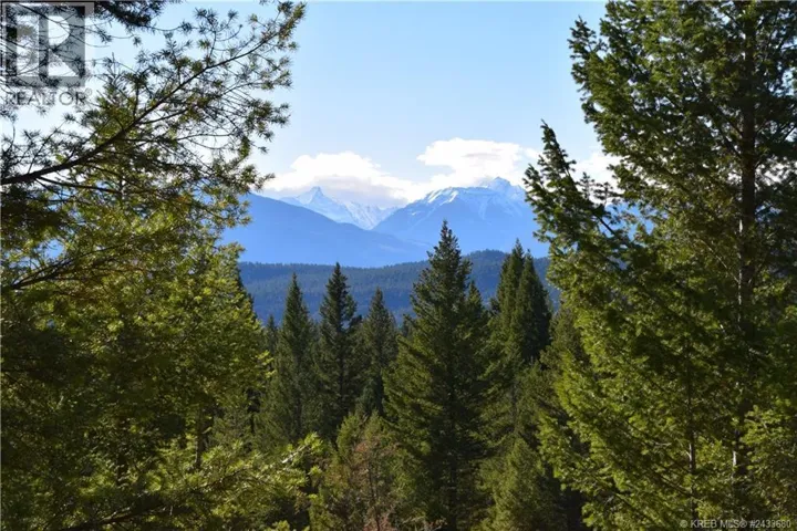 7041 WHITE TAIL Lane Lot# 23, Radium Hot Springs, British Columbia V0A1M0