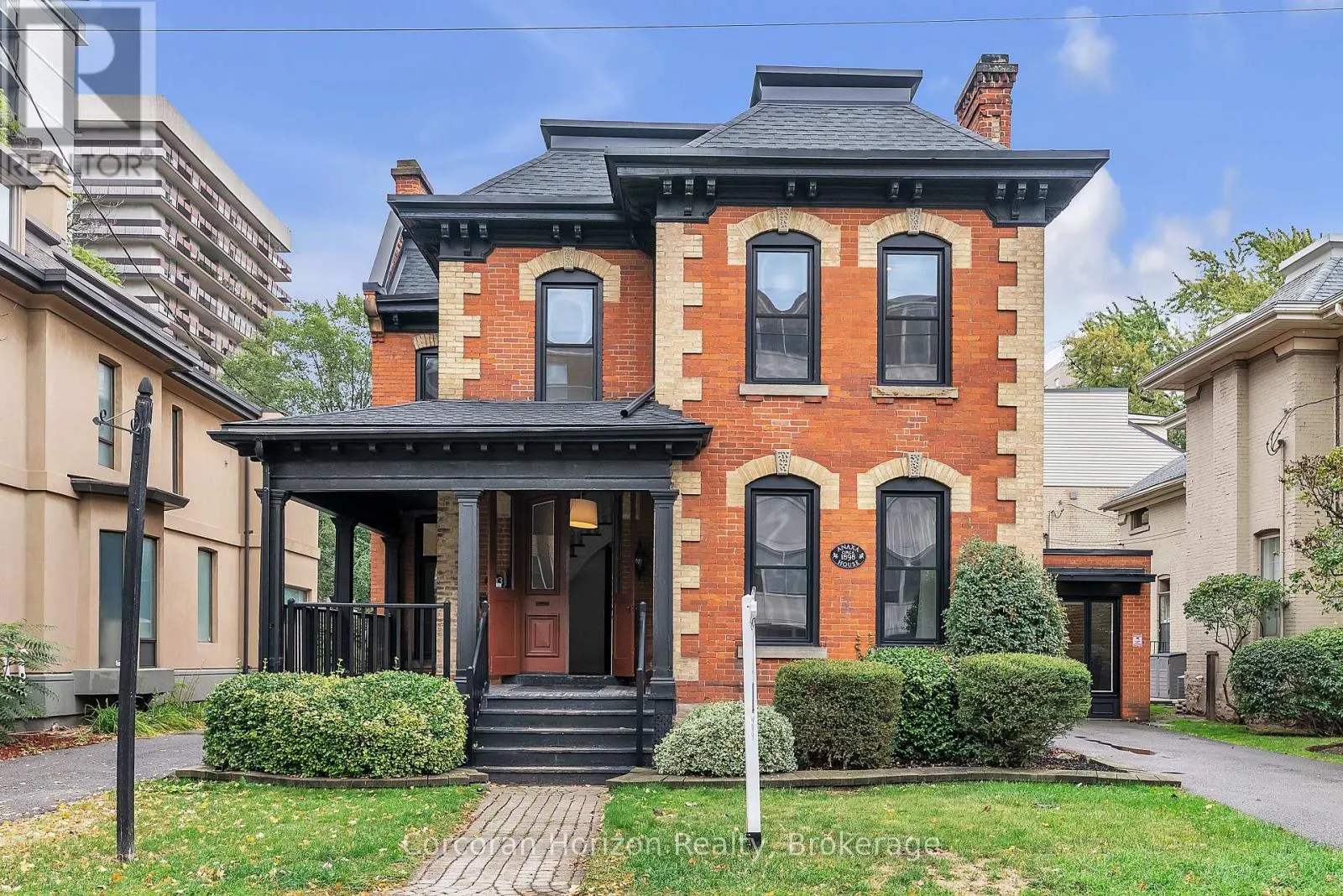 Commercial Sale For Sale