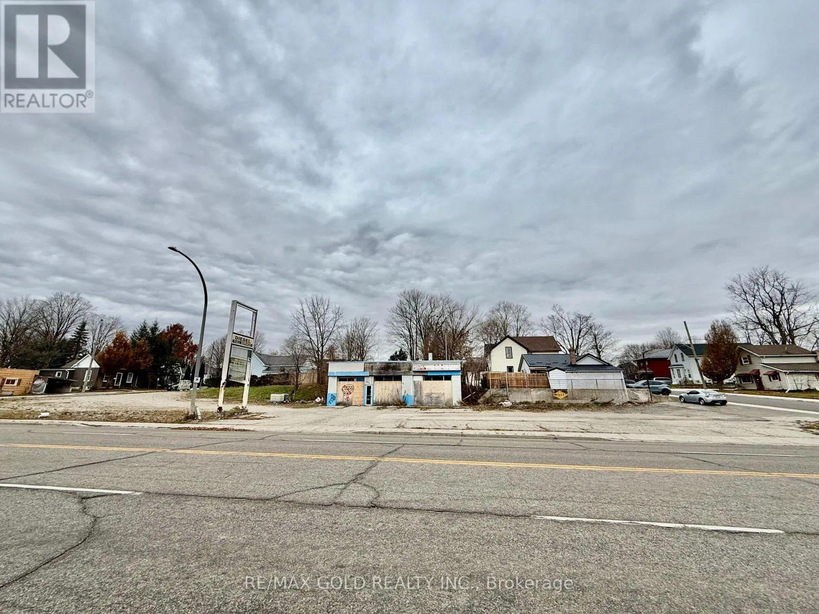 Commercial Sale For Sale