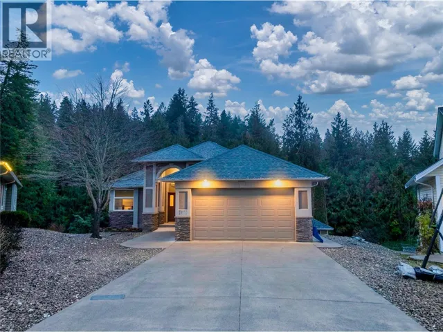 2470 24 Avenue NE, Salmon Arm, British Columbia V1E3Y4